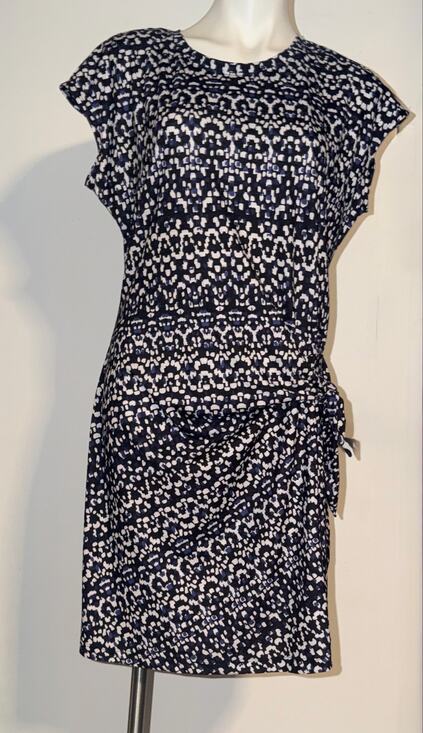 Nicole miller Dresses & Skirts - Nicole Miller women’s New twist knot side tie dress